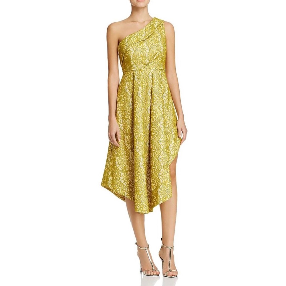 Elliatt one shoulder asymmetrical dress